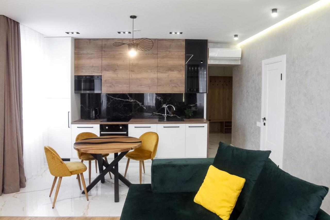 Vip Центр Львова Джакузі Камін Площа Ринок Exterior photo